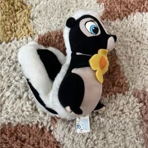 Vintage Disney Bambi Flower Skunk Plush Stuffed Animal Applause 6”